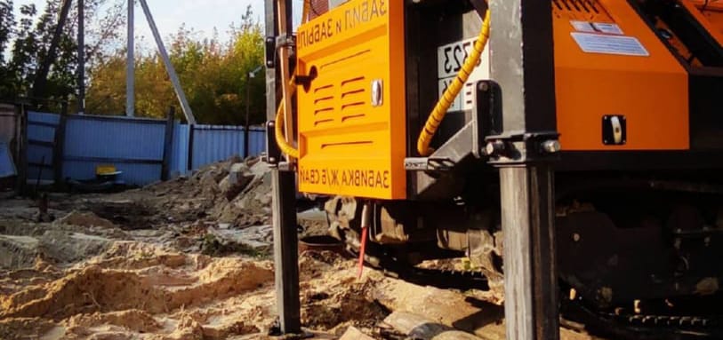 Фундамент на забивных ЖБ сваях