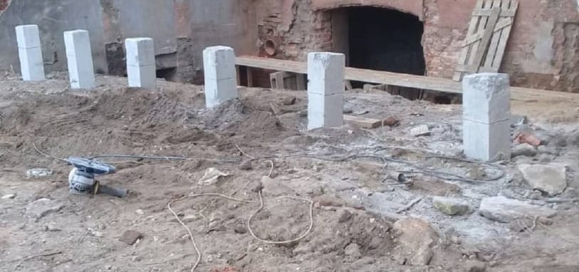 Фундамент на забивных ЖБ сваях